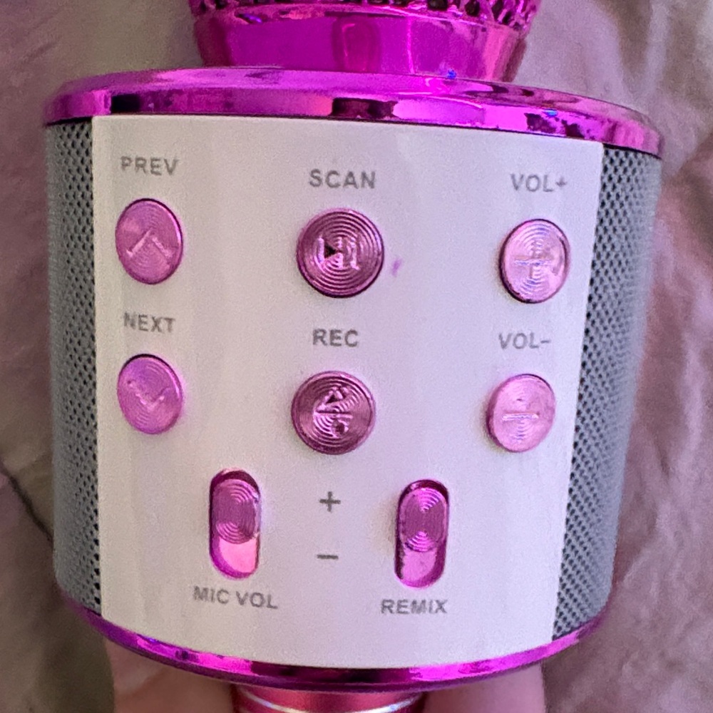 Compact Handheld Karaoke Microphone - Hot Pink - Picture 7 of 7